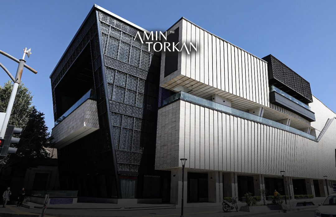 Interior and exterior design of a large-scale commercial project of the Goldasteh Mansion commercial complex by amin torkan architecture group پروژه بزرگ تجاری عمارت سپهر گلدسته در اصفهان توسط مهندسین مشاوره نهصد